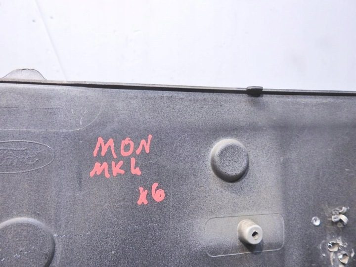 Ford OE 7S71-A423A40-A накладка крышки Mondeo хэтчбек, фото 2