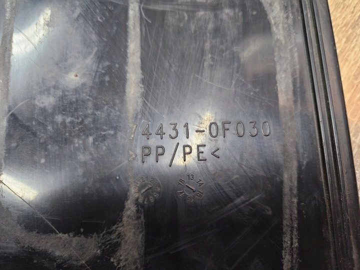 Toyota Verso 09-17 1.6 D4D крепление аккумулятора основание, фото 2