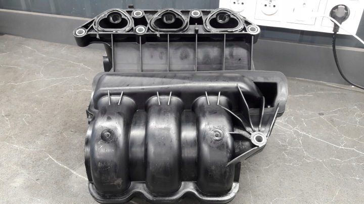 03e129711f впускной коллектор VW Polo V 6R 6C Seat Ibiza IV 1.2i, фото 6
