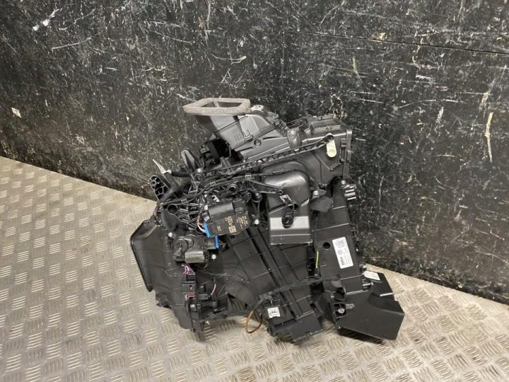 Корпус вентилятора Volkswagen ID.3 2024 1EA820351CA, фото 1