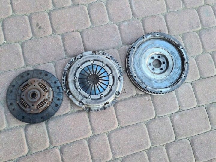 Сцепление двухмассовый маховик корзина Volkswagen Golf VII 04L141031 04L1260313, фото 1
