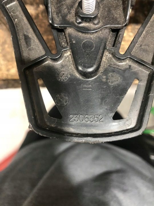 ДЕРЖАТЕЛЬ ПОД НОМЕР КРОНШТЕЙН Triumph Daytona 2306352, фото 2
