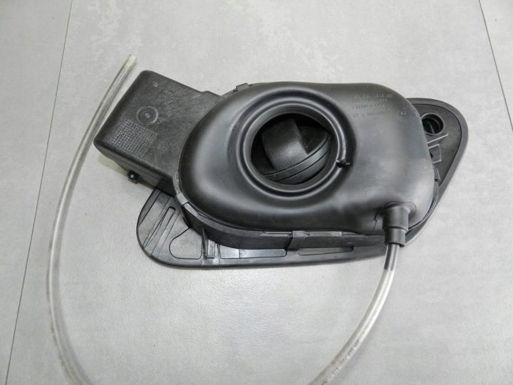 VW Golf VII 7 лючок бензобака LR1X 5G0809857, фото 4