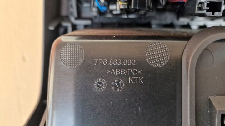 Защита дефлектор обдува ЗАДНИЙ полка тоннеля VW Touareg 7P 7P8863092, фото 7