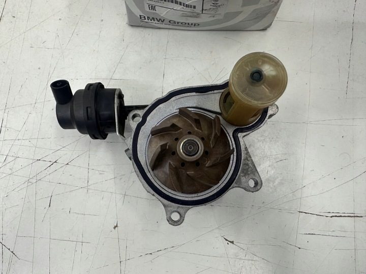 ПОМПА ОХЛАЖДАЮЩЕЙ ЖИДКОСТИ BMW MINI COOPER 8472109 11518472109 ОРИГ., фото 2