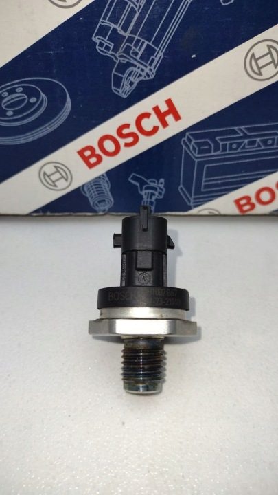 0281002867 ОРИГИНАЛЬНЫЙ REGULATORY ДАТЧИКА ДАВЛЕНИЯ ТОПЛИВА BOSCH, фото 1