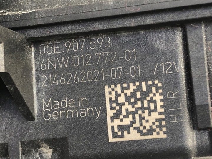 Помпа актуатор 05E121117K Skoda Octavia IV 1.5TSI 20-22, фото 4