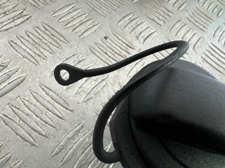 VW AUDI КРЫШКА ГОРЛОВИНЫ БЕНЗОБАКА 3C0201553E, фото 6