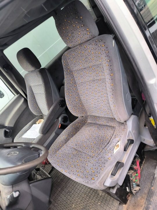 Сиденье левое водителя Mercedes Vito W638, фото 1