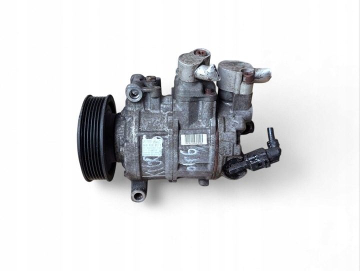 Компрессор кондиционера Volkswagen Golf 6 2010 1K0820859T, фото 1