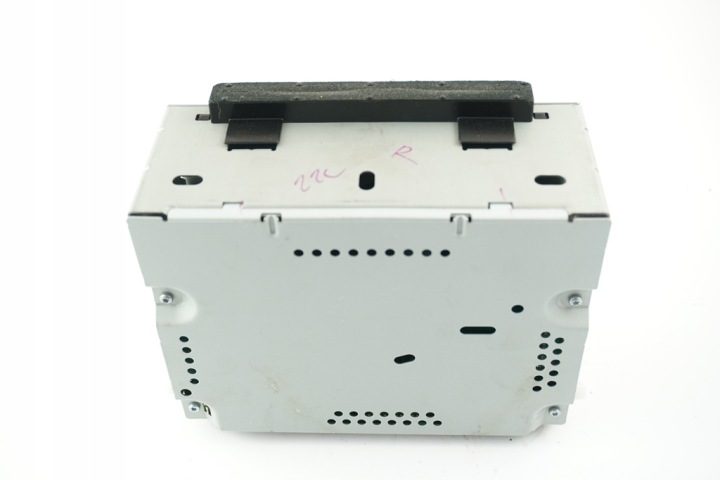 Автомагнитола штатная Ford Fiesta mk7 AM6T-18C815-PD читайте описание!, фото 1