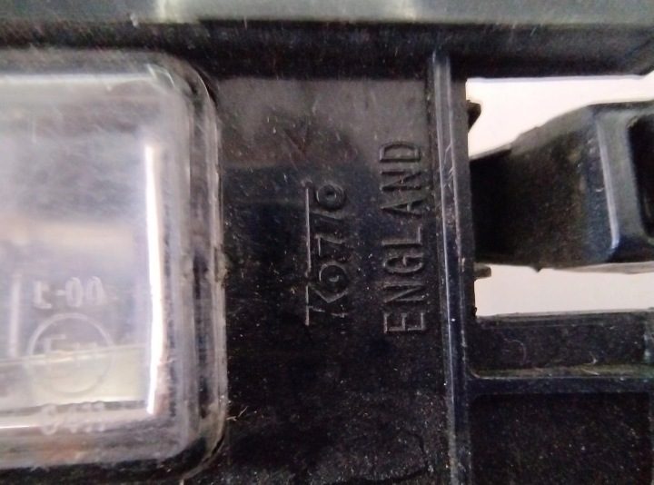 Toyota Yaris I плафон освещения номера 01-05, фото 4