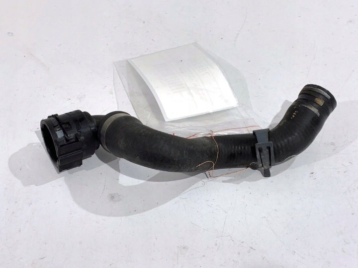 Труба охлаждения Audi A4 B9 8W0819334G 2.0 190 л.с., фото 1