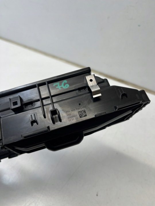 VW MULTIVAN T7 РЕШЕТКА СРЕДНЯЯ ОБДУВА КОНСОЛИ 7T0815705L, фото 5