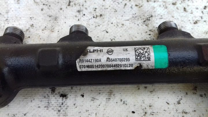 Топливная рампа A6640700295 датчик 9307Z511A Ssangyong Kyron 2.0 XDI 05-, фото 3