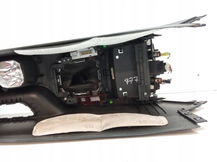 Центральный тоннель подлокотник кожа AUX USB 84610G4010 Hyundai i30 III, фото 6