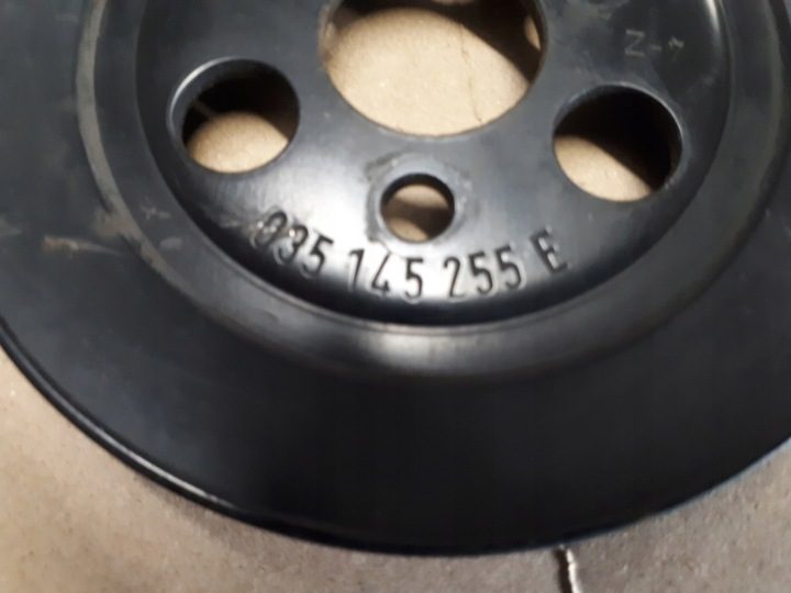 ШКИВ НАСОСА ГИДРОУСИЛИТЕЛЯ AUDI 80 2,0 2,3 035145255E, фото 3