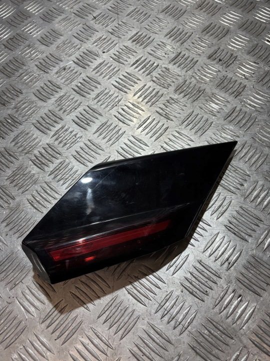 Правый катафот заднего бампера CITROEN C4 II (B7) 9835109680 1.2L бензин, фото 1