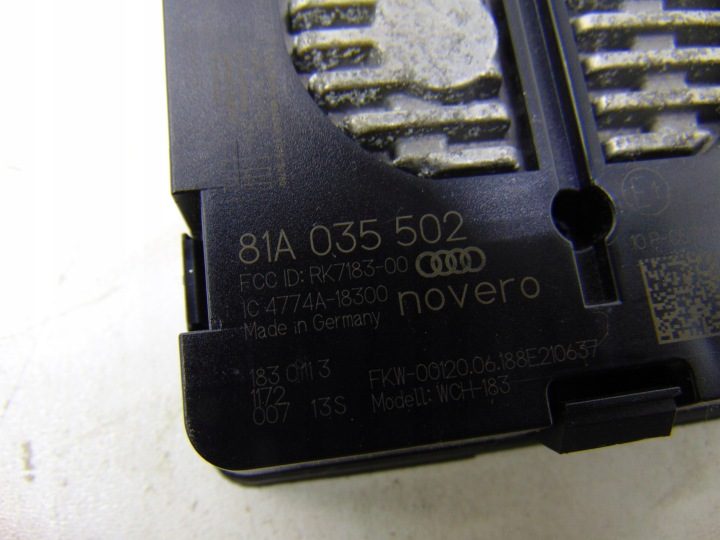 Беспроводная зарядка Audi A3 8V Q2 RS3 81A035502, фото 4