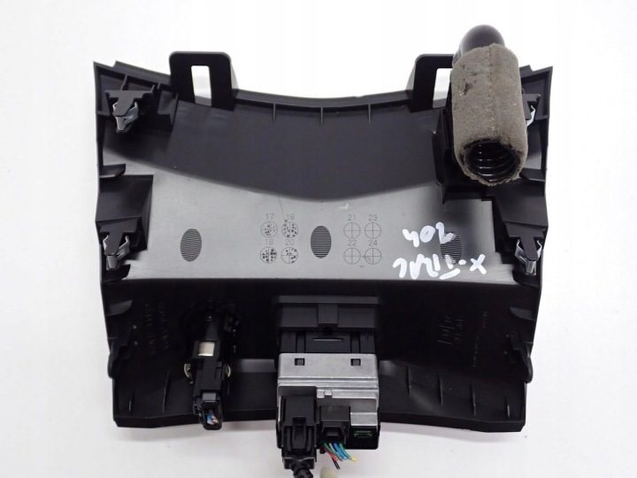 ГНЕЗДО ПОРТ USB AUX ЕВРОПА 68104-7FW0A NISSAN X-TRAIL III T32 20 г., фото 2