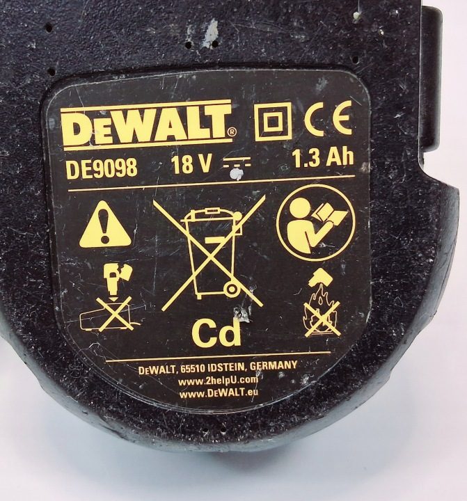 Фонарь LED с поворотной головкой 18V XR Body DeWalt DCL050, фото 6