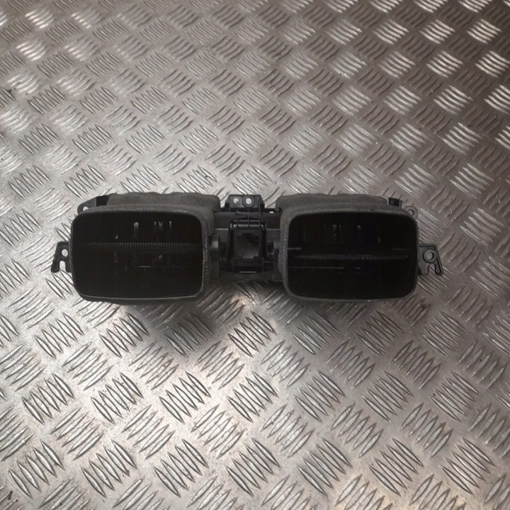 Дефлектор обдува Toyota RAV 4 В 2020 Центральный 5567042190, фото 3