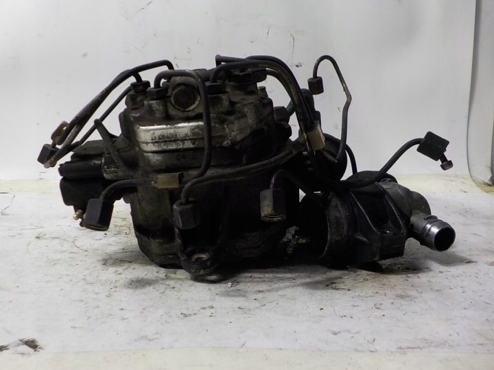 MERCEDES-BENZ W124 2.6 3.0 ТОПЛИВНАЯ РАМПА 0438121033 0438101012, фото 6