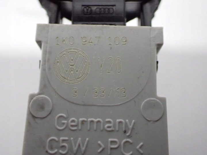 Плафон салона кабины оригинал 1K0947109 VW Tiguan I 5N0 09 г., фото 3