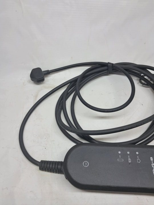 Кабель зарядное устройство Audi A3 E-Tron 8V4971675AK, фото 2
