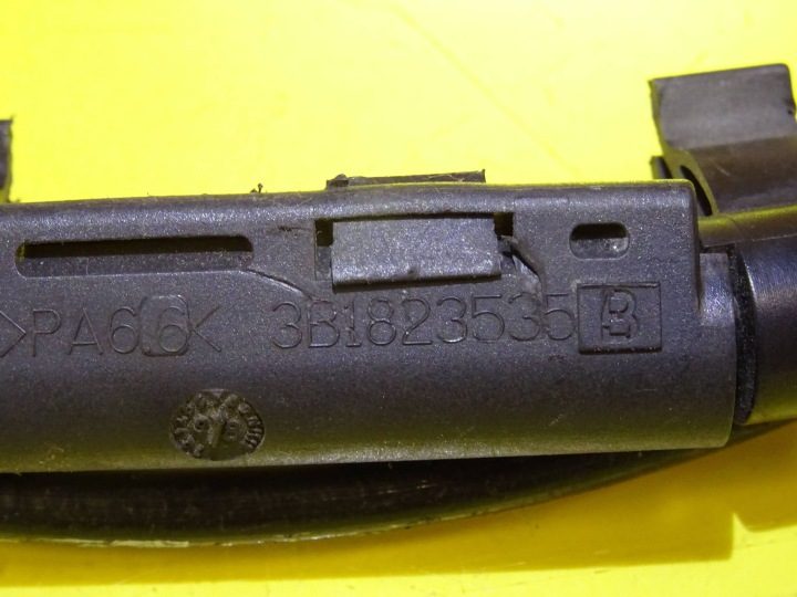 ТРОС РУЧКА ОТКРЫВАНИЯ КАПОТА VW PASSAT B5.5 3B1823531C / 3B1823535B NR368, фото 3