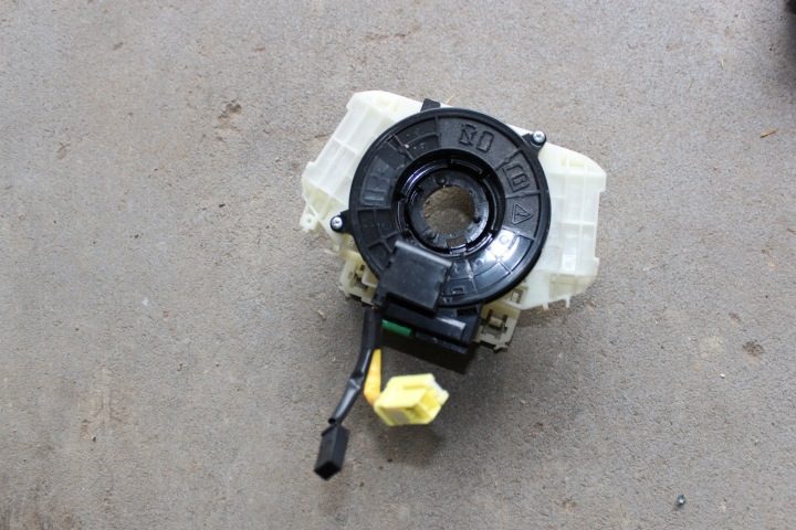 MITSUBISHI COLT 09- ШЛЕЙФ В РУЛЬ AIRBAG ОБЫЧНЫЙ, фото 2