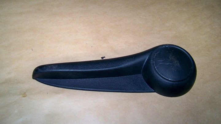 Nissan Micra K13 13 г. ручка сиденья левого, фото 1