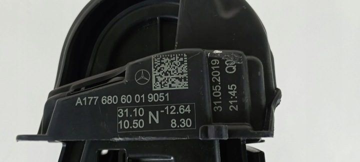 ЦЕНТРАЛЬНЫЙ ТОННЕЛЬ БАРДАЧОК ЖАЛЮЗИ MERCEDES A-КЛАСС W177 CLA W118, фото 4