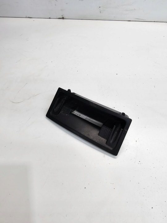 ВКЛАДЫШ ПЕПЕЛЬНИЦЫ БАРДАЧОК ПЕРЕДНИЙ AUDI Q7 4L 4L0857989, фото 3