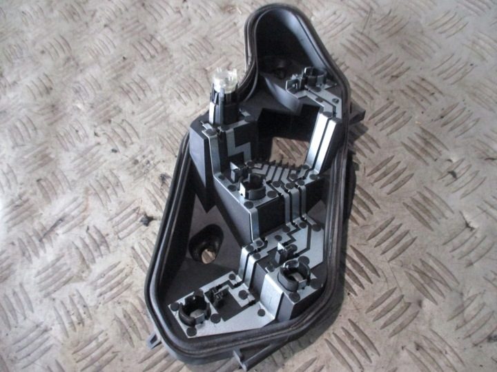 ПЛАТА ФОНАРЯ ГНЕЗДО ЛАМП ЛЕВОЕ ЗАДНЕЕ OPEL CORSA D 5D 89037872A, фото 1