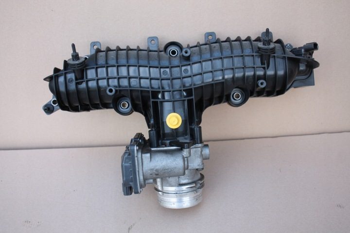Volvo V60 S60 XC60 V90 S90 XC90 XC40 T2 T4 T5 T6 T8 впускной коллектор 31441970, фото 1