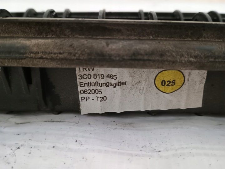 РЕШЕТКА ВЕНТИЛЯЦИОННАЯ ЗАДНЯЯ PASSAT B6 УНИВЕРСАЛ 3C0819465, фото 3