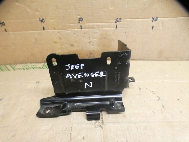 Кронштейн аккумулятора Peugeot 208 II 9839814880, фото 1