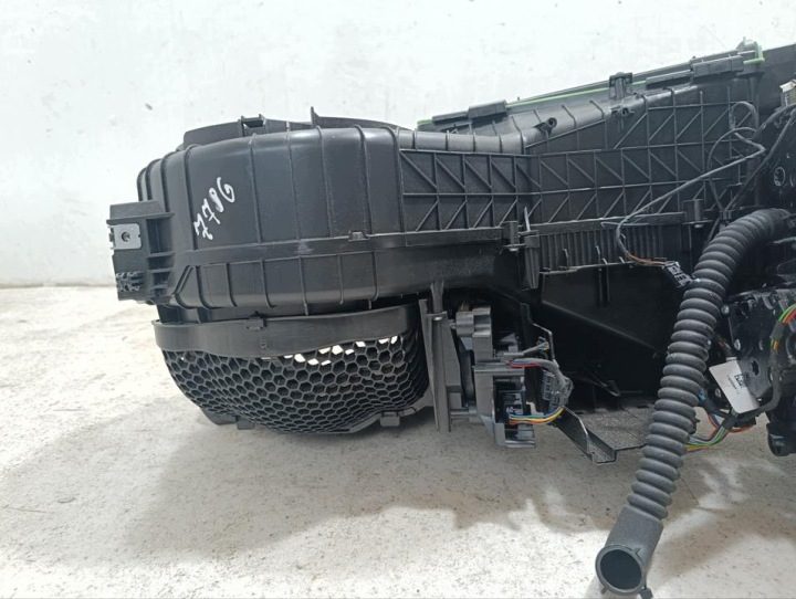 Корпус вентилятора A2138300805 Aston Martin DBX 2021, фото 8