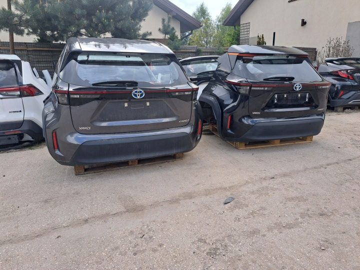 Toyota Yaris IV крыша обшивка крыши, фото 10