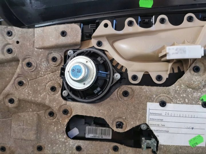 ОБШИВКА ДВЕРИ ЛЕВАЯ ПЕРЕДНЯЯ BMW F07 VENTOBEIGE, фото 7