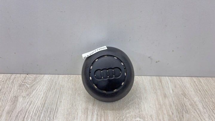 ЗАГЛУШКА ПОДУШКИ РУЛЯ AUDI TT 8J A3 A4 A5 8T 62725230 KA26/11NIK, фото 1