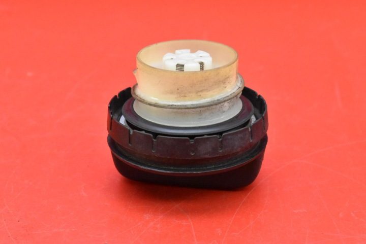 КРЫШКА ГОРЛОВИНЫ БЕНЗОБАКА TOYOTA YARIS 3 III 17-19, фото 5