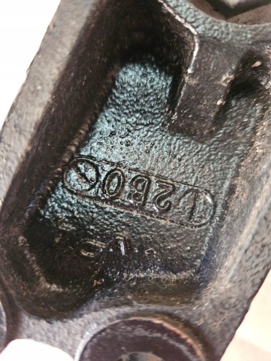 Ford OE BK216F012AD Опора двигателя, фото 4