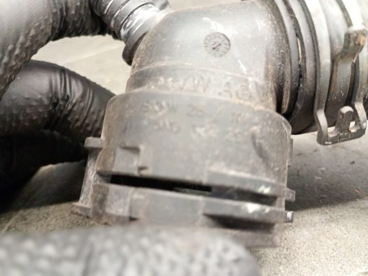 Трубка охлаждения VW AUDI SEAT 5N0122291P, фото 3