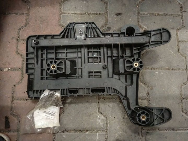 Площадка аккумулятора Audi A3 S3 8P 1K0915333H, фото 2