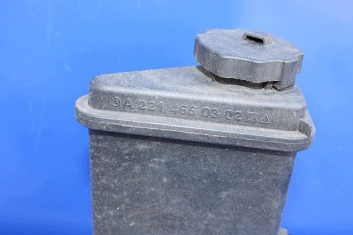 Бачок гидроусилителя OE Mercedes CL CL500 W216 C216 A2214660302, фото 4