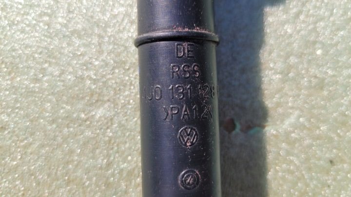Golf IV Bora Leon 2.3 V5 трубка воздуха 1J0131128H, фото 2