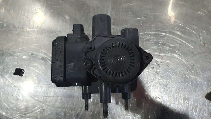 Клапан Модулятор EBS Mercedes Actros MP 4 A0014311013, фото 3