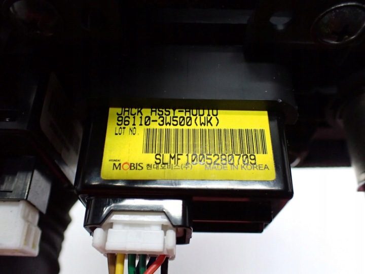 ГНЕЗДО ПОРТ USB AUX ОБОГРЕВ СИДЕНИЙ ЕВРОПА 84630-3U080 KIA SPORTAGE III 11 г., фото 5